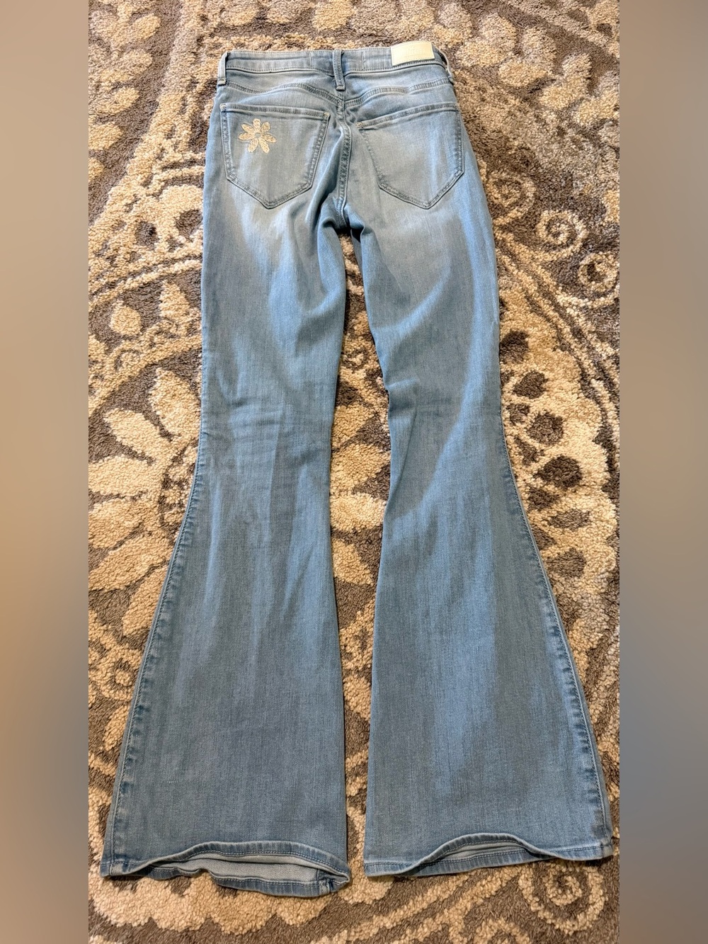 Hollister Ultra High Rise Vintage Flare Jeans 25x32 Floral Embroidered Y2K - Picture 6 of 6